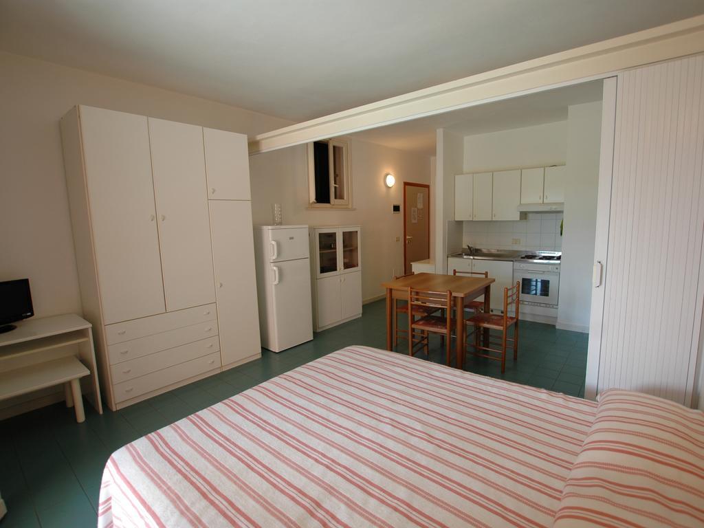 Residence Maricampo Marina di Campo Δωμάτιο φωτογραφία